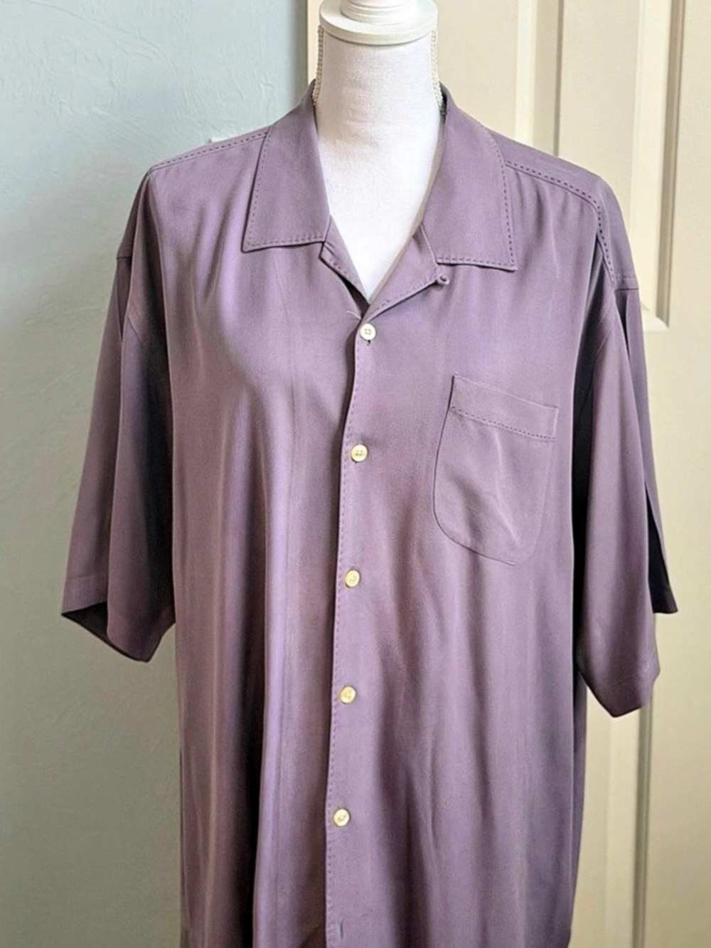 Tommy Bahama Silk Button Front Shirt XL Like New
